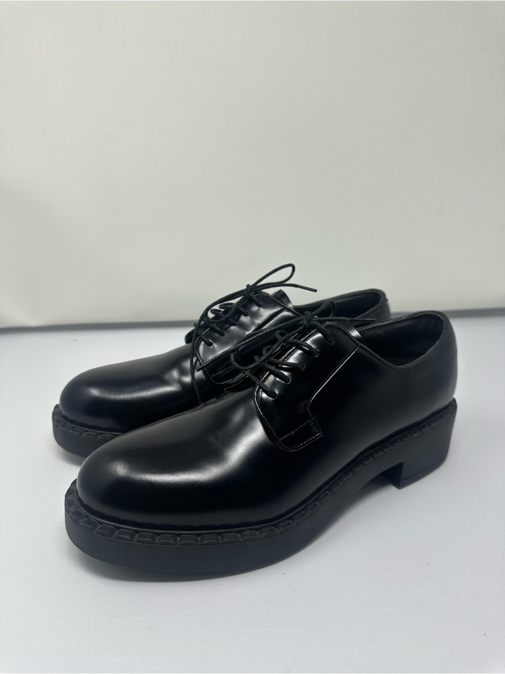 (Women’s 39.5) Prada Lace up Derby